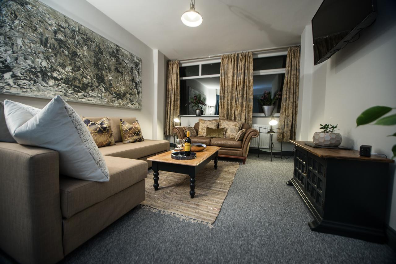 Barnston House - Heswall - Spacious Homely Holiday Home By Rework Accommodation Eksteriør bilde